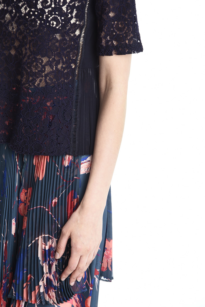 T-shirt boxy in pizzo Fashion Market T-shirt boxy in pizzo Fashion Market