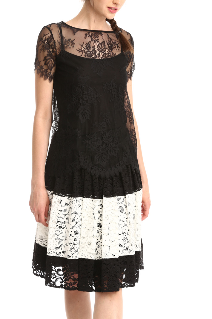 Top in pizzo smerlato Fashion Market Top in pizzo smerlato Fashion Market