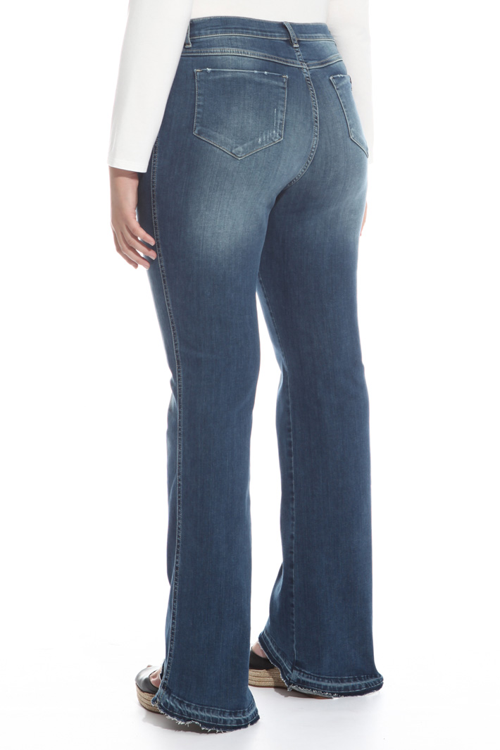Jeans con fondo sfrangiato Fashion Market Jeans con fondo sfrangiato Fashion Market