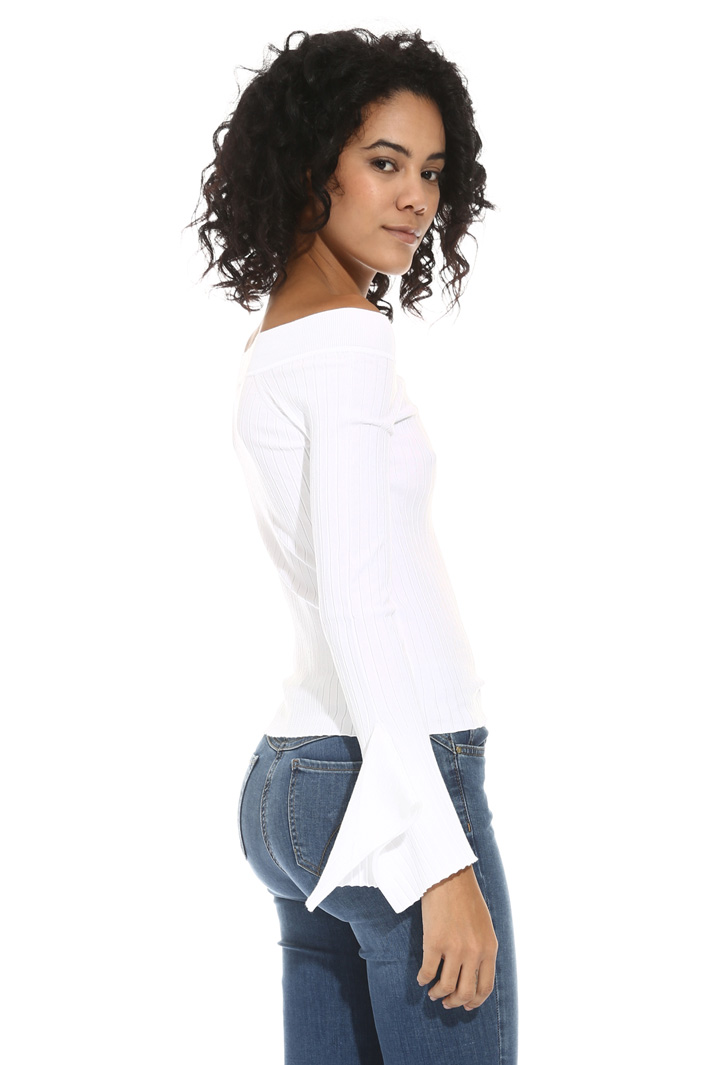Top con maniche svasate Fashion Market Top con maniche svasate Fashion Market