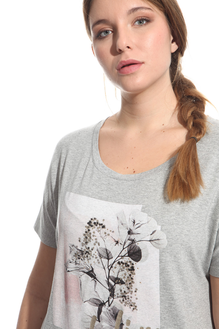 T-shirt con stampa e borchie Fashion Market T-shirt con stampa e borchie Fashion Market
