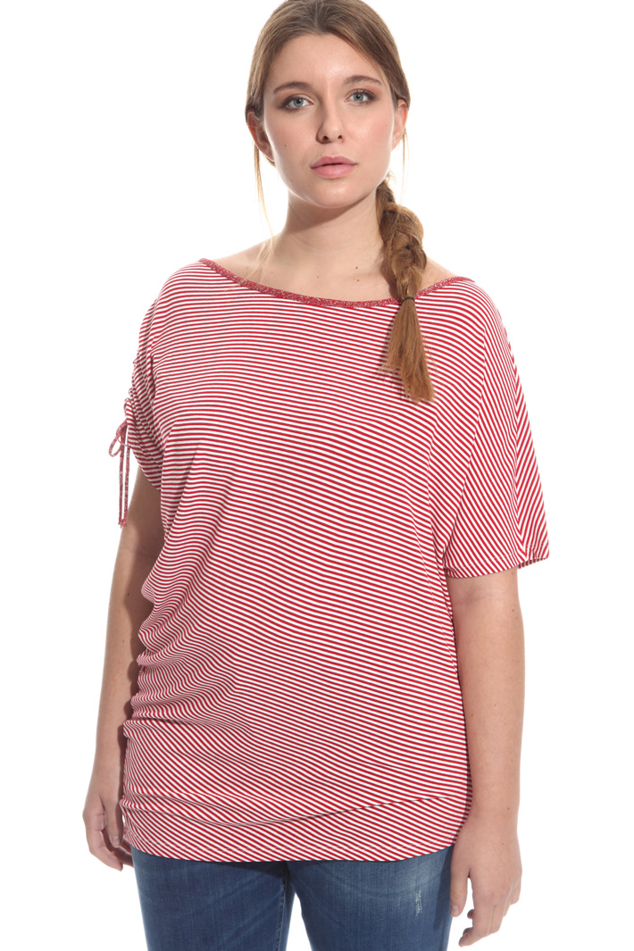 T-shirt con arricciatura Fashion Market T-shirt con arricciatura Fashion Market