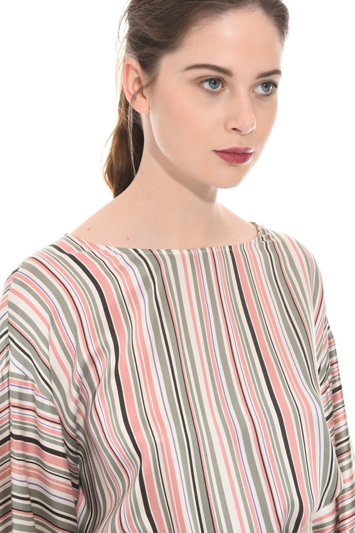 Blusa con maniche a sbuffo Fashion Market Blusa con maniche a sbuffo Fashion Market
