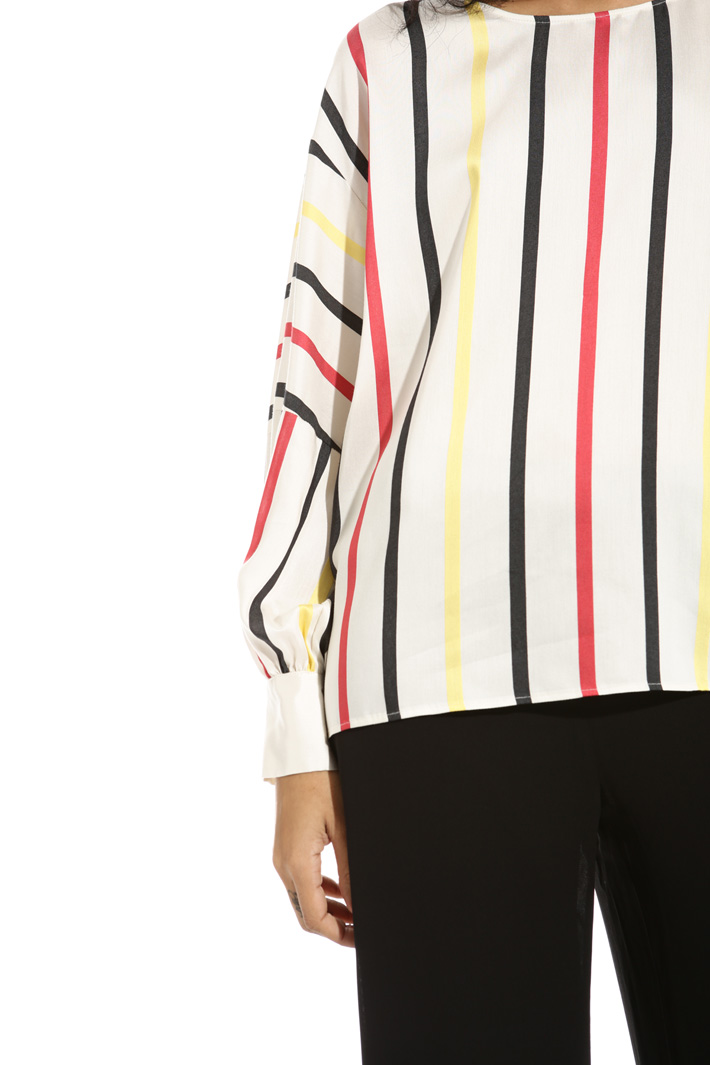 Blusa con maniche a sbuffo Fashion Market Blusa con maniche a sbuffo Fashion Market