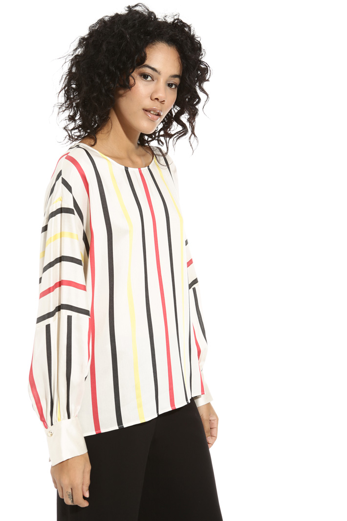 Blusa con maniche a sbuffo Fashion Market Blusa con maniche a sbuffo Fashion Market