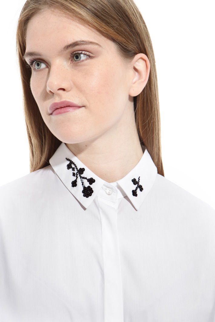 Camicia con ricamo bijoux Fashion Market Camicia con ricamo bijoux Fashion Market