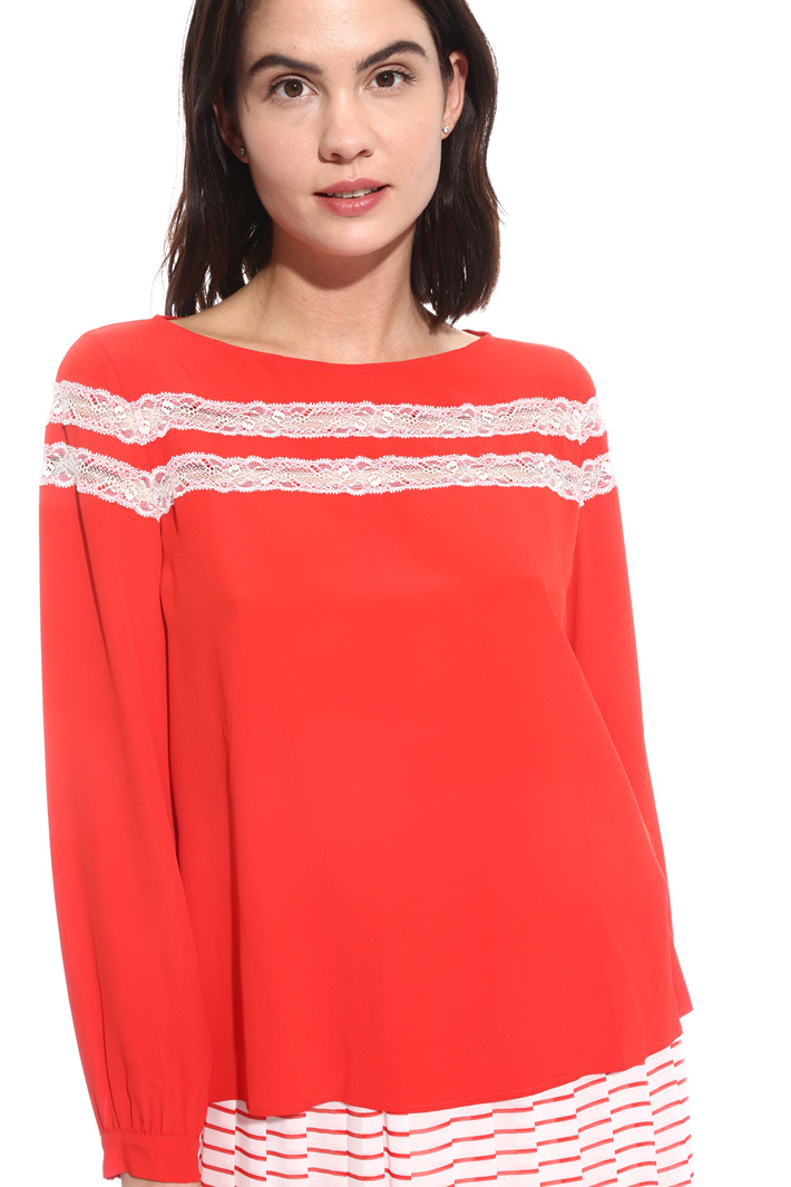Blusa in crepe e pizzo Fashion Market Blusa in crepe e pizzo Fashion Market