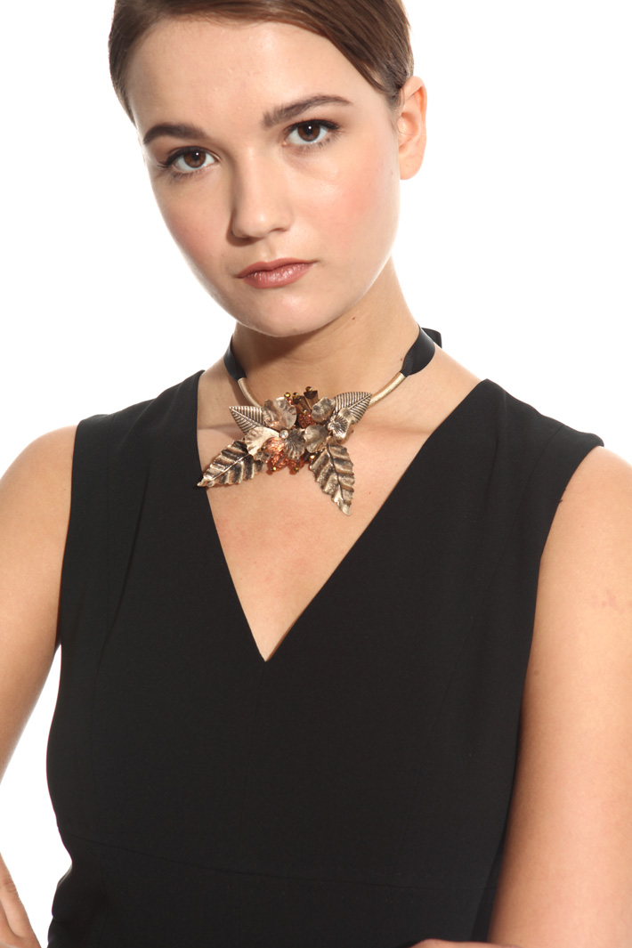 Collana con motivo floreale Fashion Market Collana con motivo floreale Fashion Market