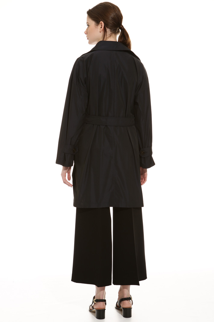 Trench in tessuto antigoccia Fashion Market Trench in tessuto antigoccia Fashion Market