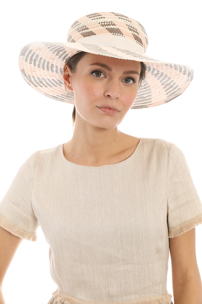 Cappello in carta intrecciata Fashion Market Cappello in carta intrecciata Fashion Market