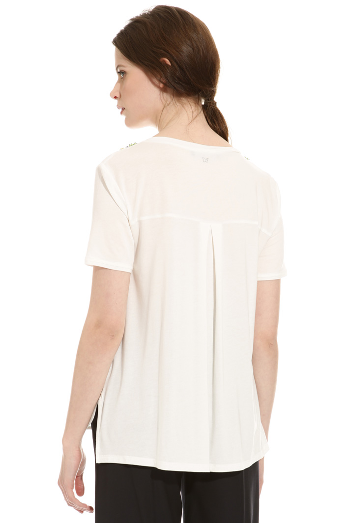T-shirt con pietre ricamate Fashion Market T-shirt con pietre ricamate Fashion Market