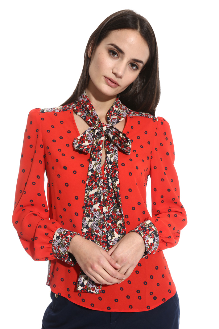 Blusa in crepe stampata Fashion Market Blusa in crepe stampata Fashion Market