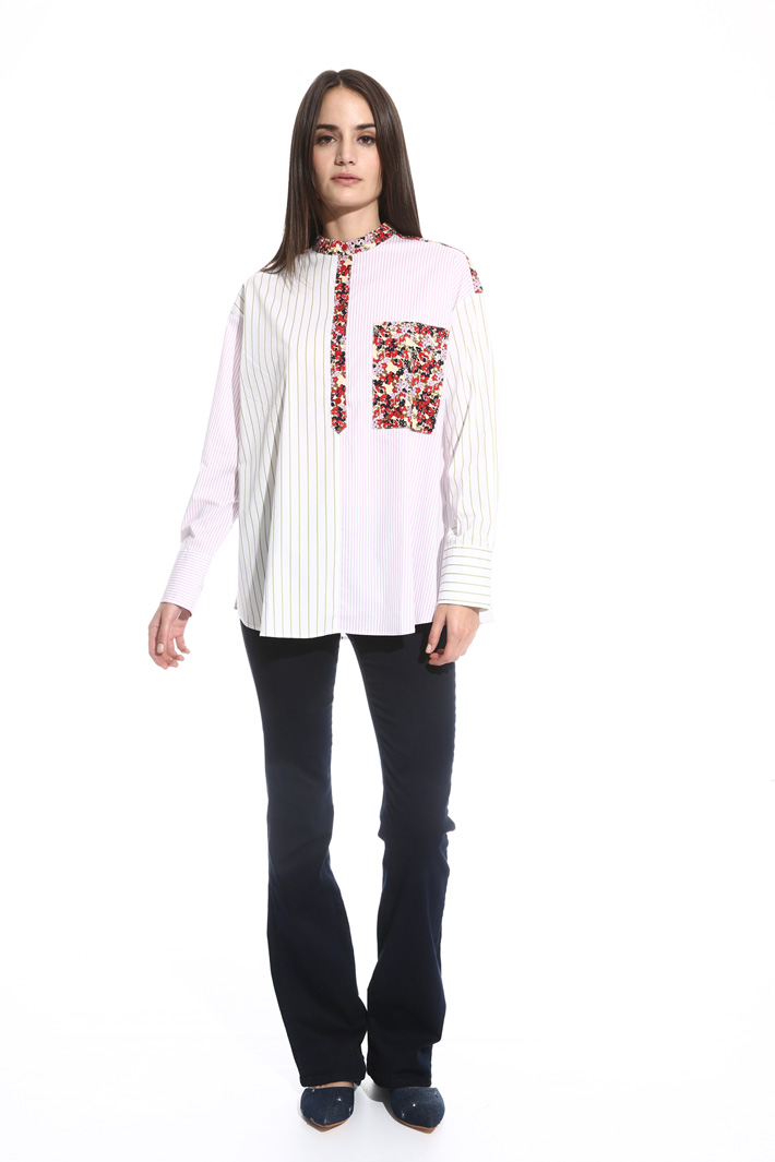 Blusa con mix fantasie Fashion Market Blusa con mix fantasie Fashion Market