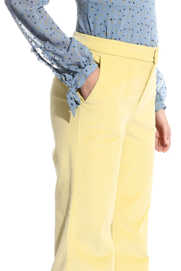 Pantalone lungo in velluo Fashion Market Pantalone lungo in velluo Fashion Market