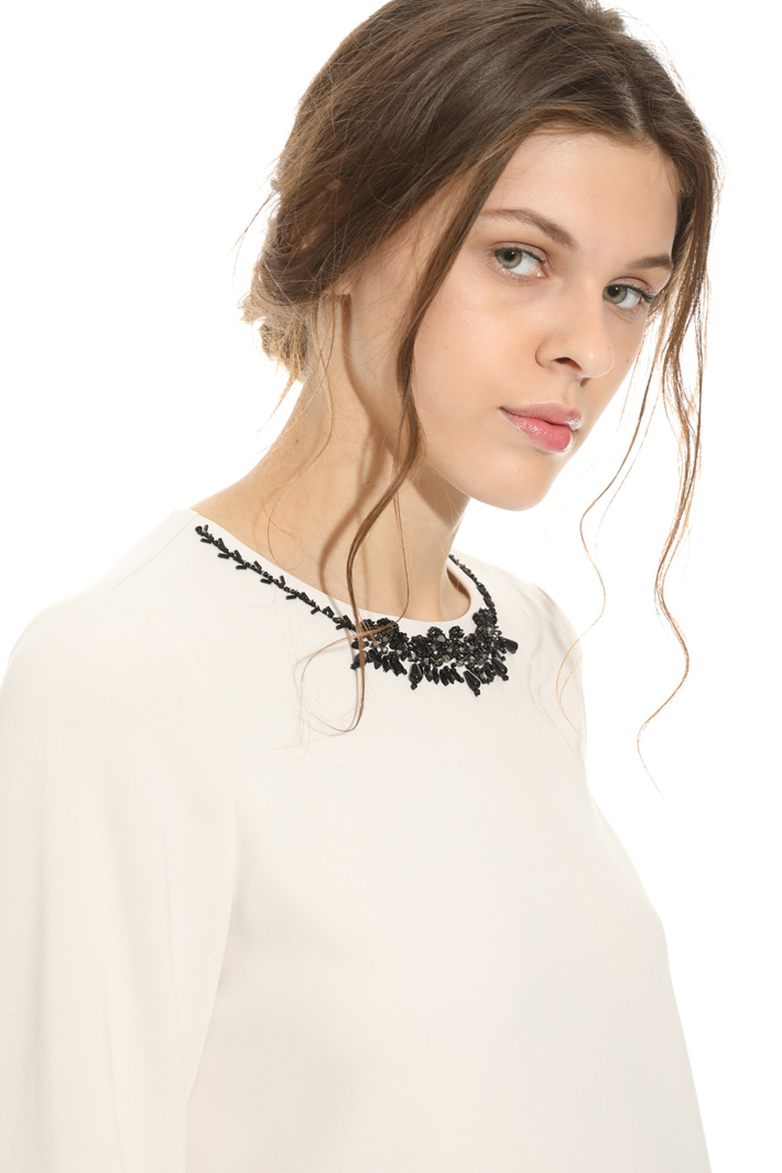 Casacca in cady con ricamo Fashion Market Casacca in cady con ricamo Fashion Market