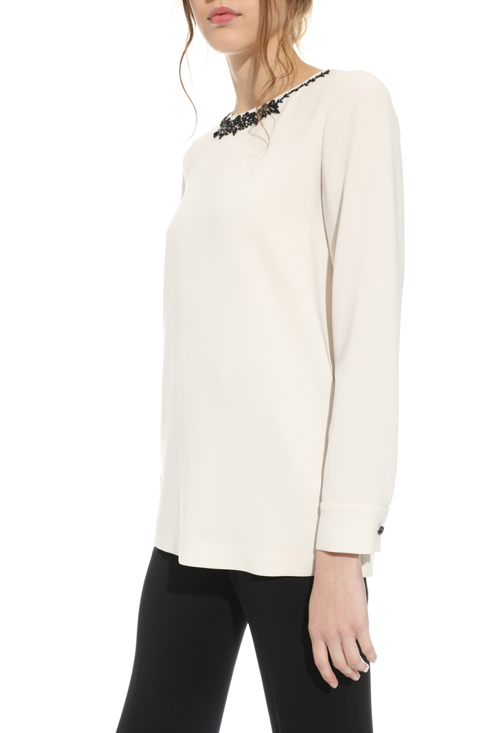 Casacca in cady con ricamo Fashion Market Casacca in cady con ricamo Fashion Market