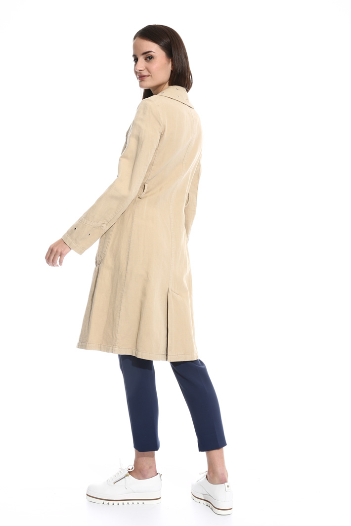 Trench con occhielli metallici Fashion Market Trench con occhielli metallici Fashion Market