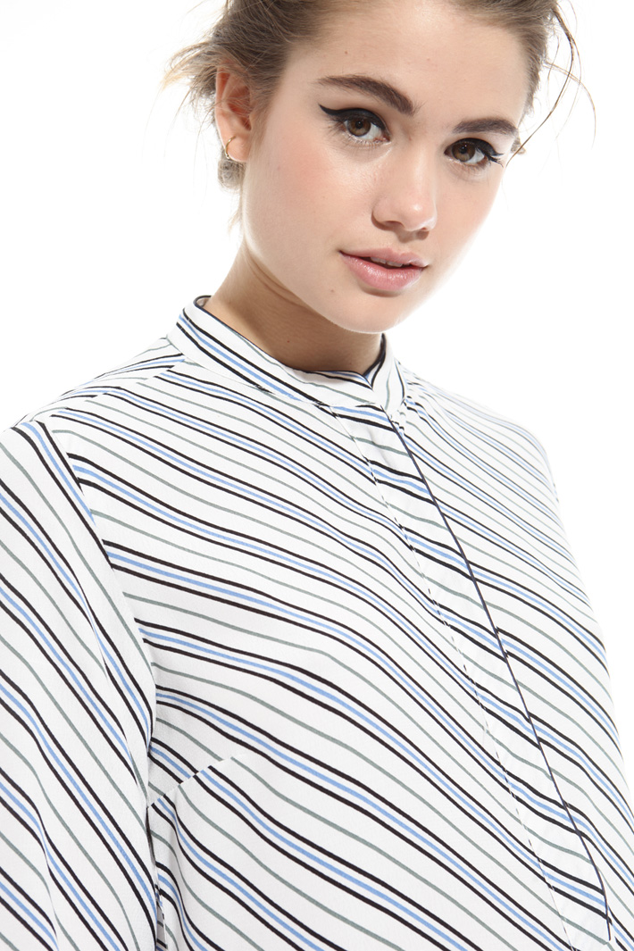 Blusa in tessuto fluido Fashion Market Blusa in tessuto fluido Fashion Market