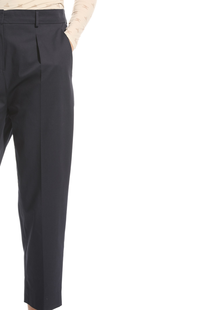 Pantalone cropped in gabardina Fashion Market Pantalone cropped in gabardina Fashion Market
