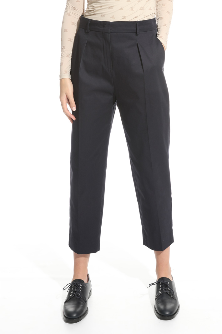 Pantalone cropped in gabardina Fashion Market Pantalone cropped in gabardina Fashion Market