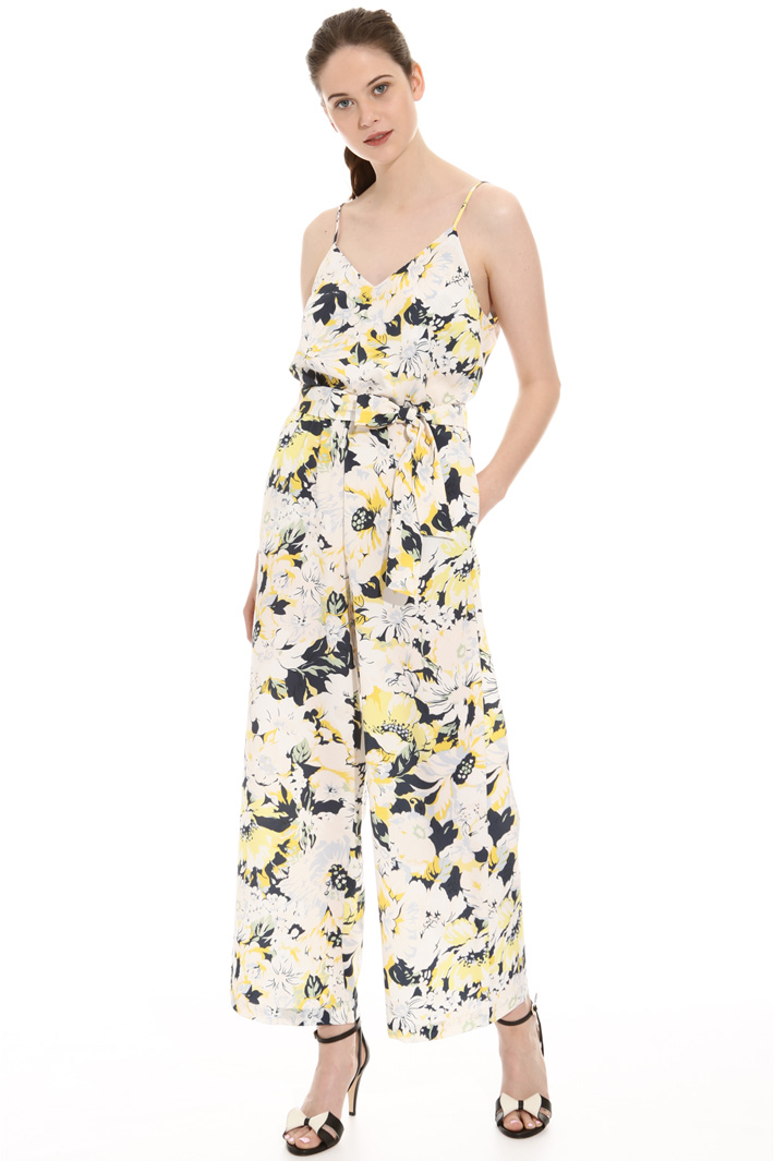 Tuta cropped in crepe stampata Fashion Market Tuta cropped in crepe stampata Fashion Market