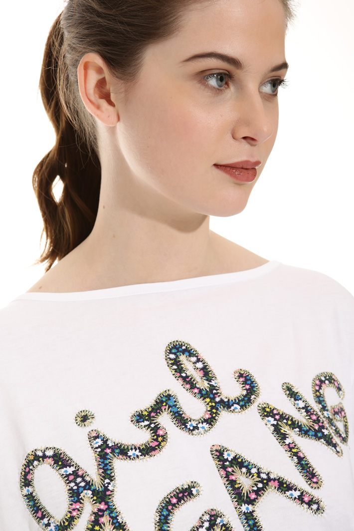 T-shirt svasata in cotone Fashion Market T-shirt svasata in cotone Fashion Market