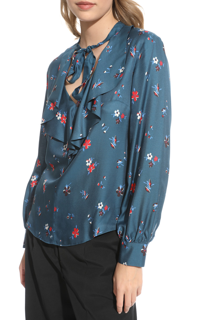 Blusa con volant allo scollo Fashion Market Blusa con volant allo scollo Fashion Market