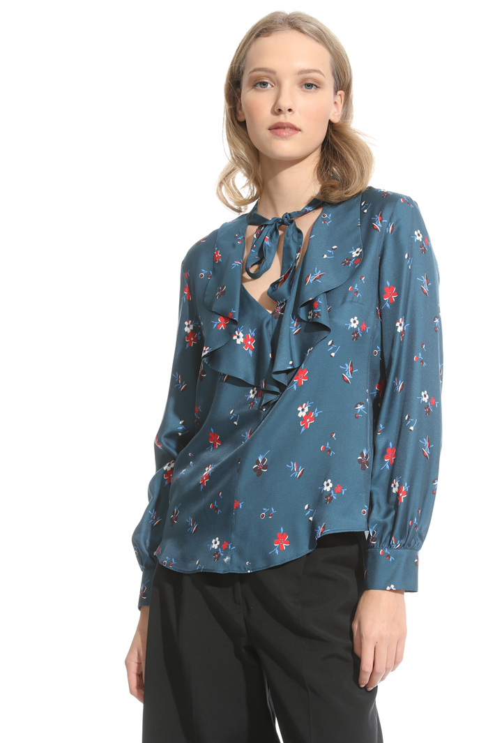 Blusa con volant allo scollo Fashion Market Blusa con volant allo scollo Fashion Market