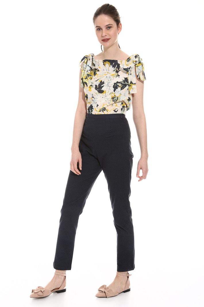 Pantalone in sangallo Fashion Market Pantalone in sangallo Fashion Market