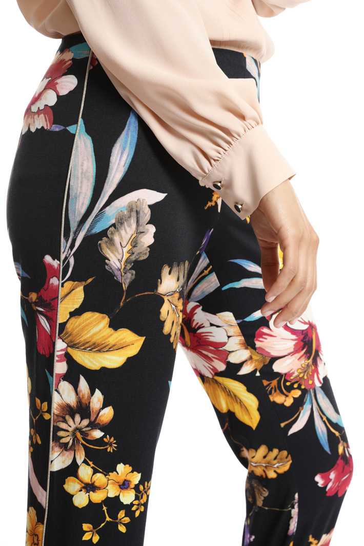 Pantalone con bordatura lurex Fashion Market Pantalone con bordatura lurex Fashion Market