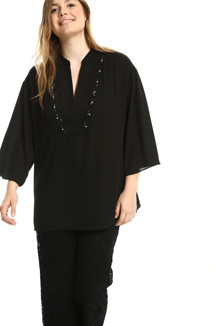 Blusa con ricamo gioiello Fashion Market Blusa con ricamo gioiello Fashion Market