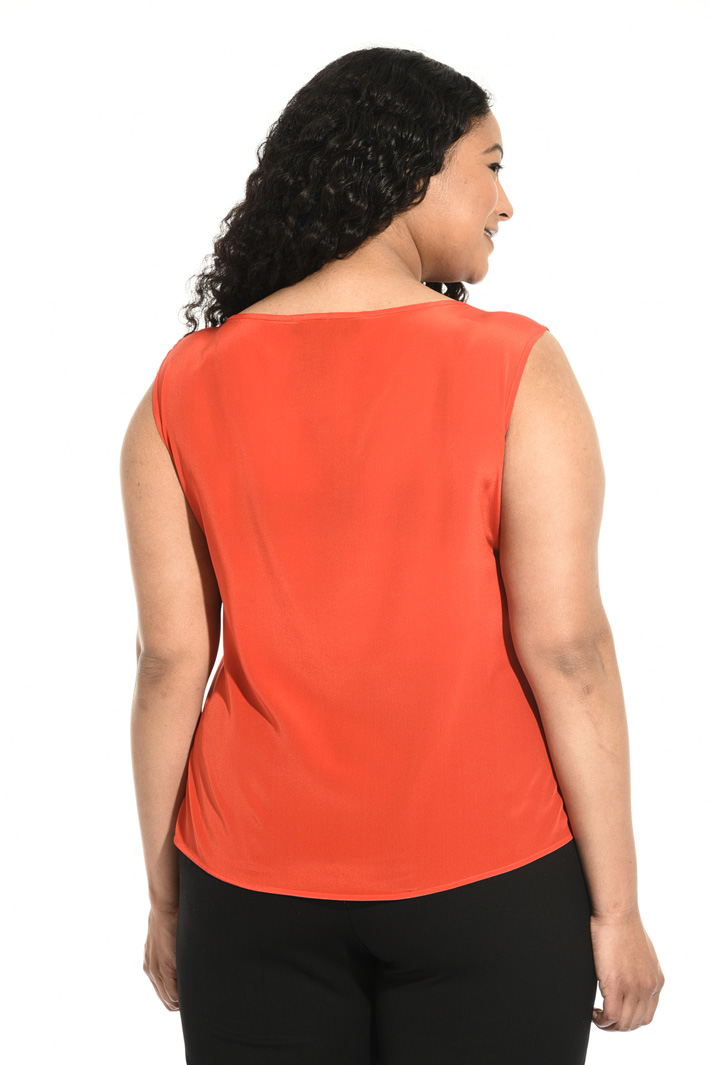 Top in seta Fashion Market Top in seta Fashion Market