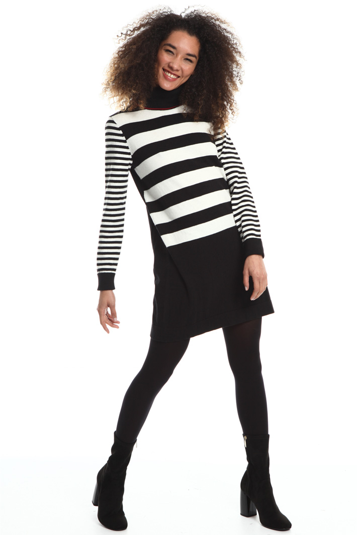 Abito corto in cotone Fashion Market Abito corto in cotone Fashion Market