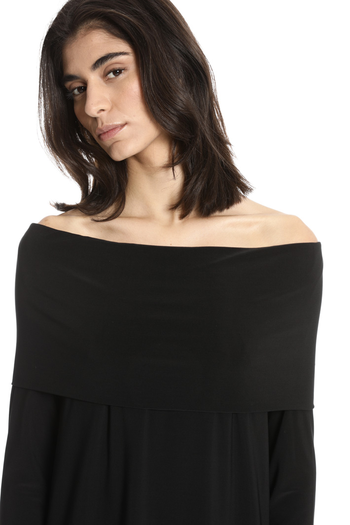 Abito con scollo bardot Fashion Market Abito con scollo bardot Fashion Market