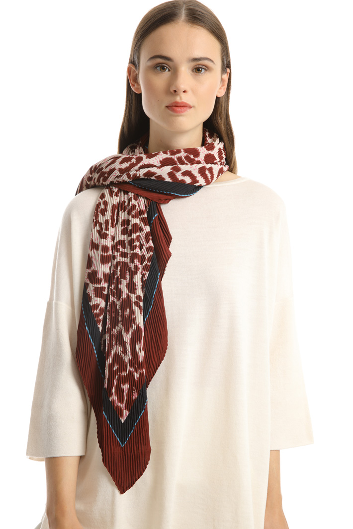 Foulard in fluido plissè Fashion Market Foulard in fluido plissè Fashion Market