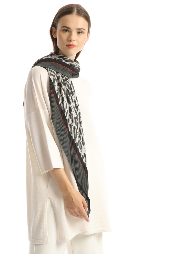 Foulard in fluido plissè Fashion Market Foulard in fluido plissè Fashion Market