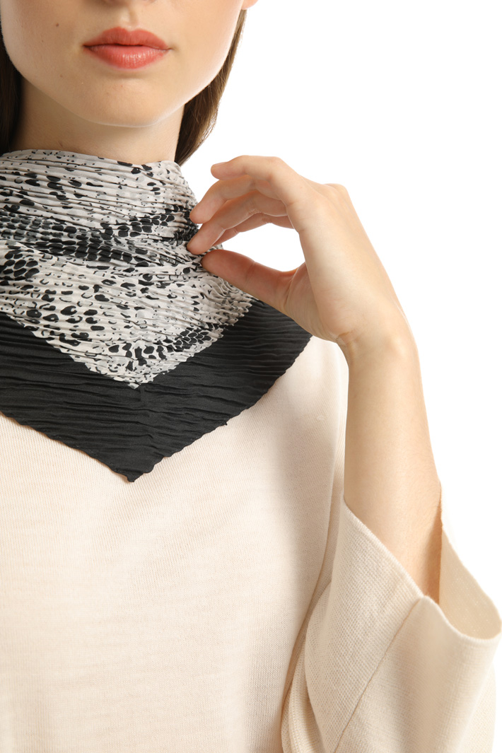Foulard asimmetrico plissé Fashion Market Foulard asimmetrico plissé Fashion Market