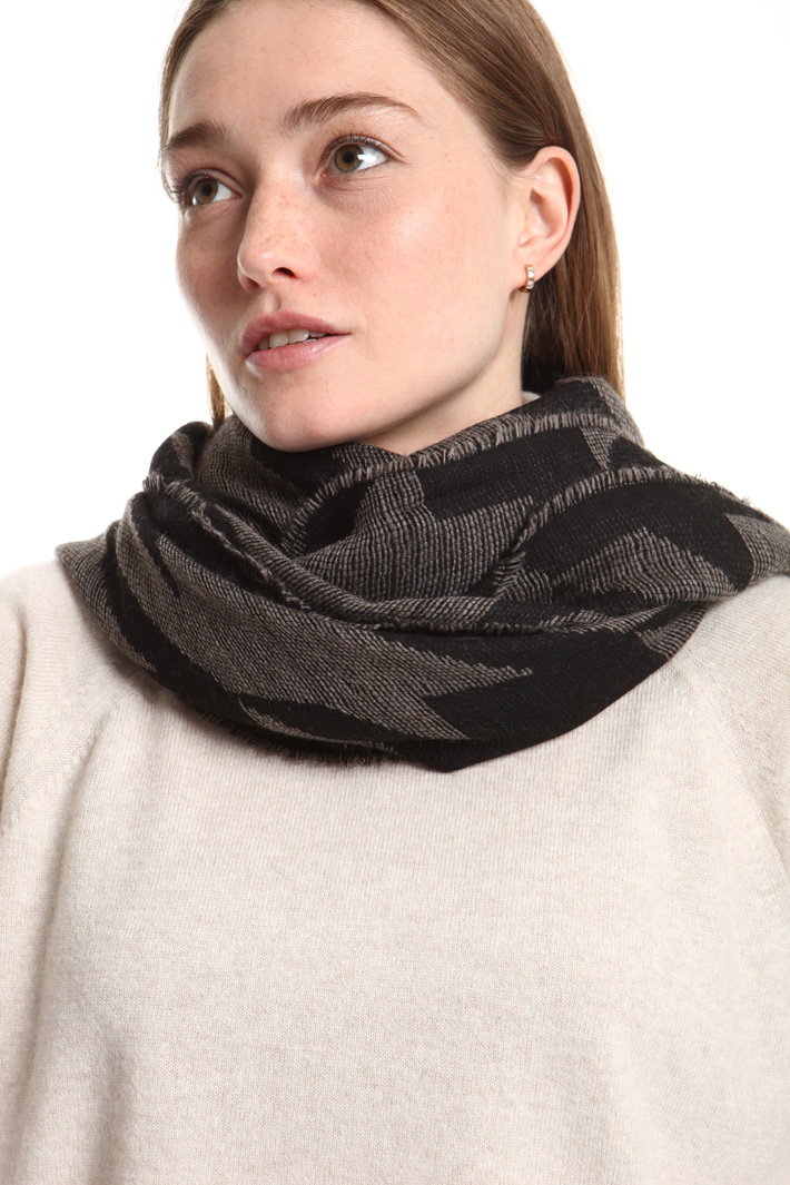 Sciarpa morbida jacquard Fashion Market Sciarpa morbida jacquard Fashion Market