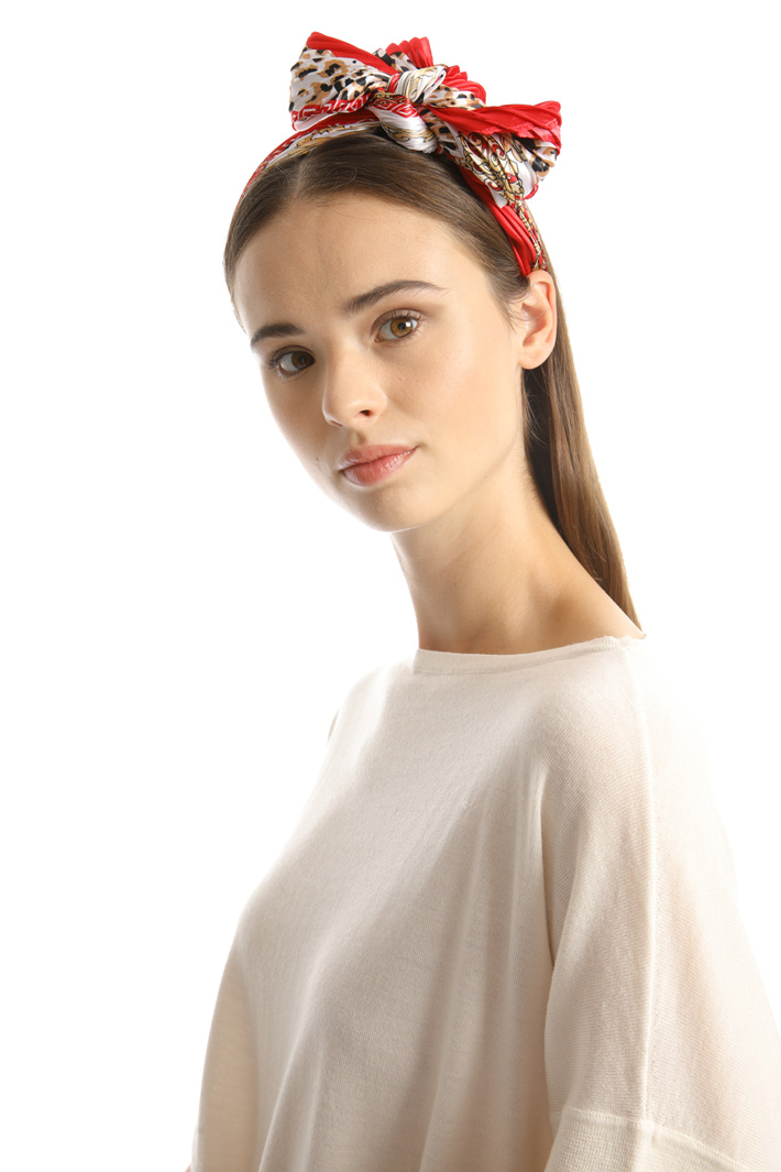 Foulard in raso plissé Fashion Market Foulard in raso plissé Fashion Market