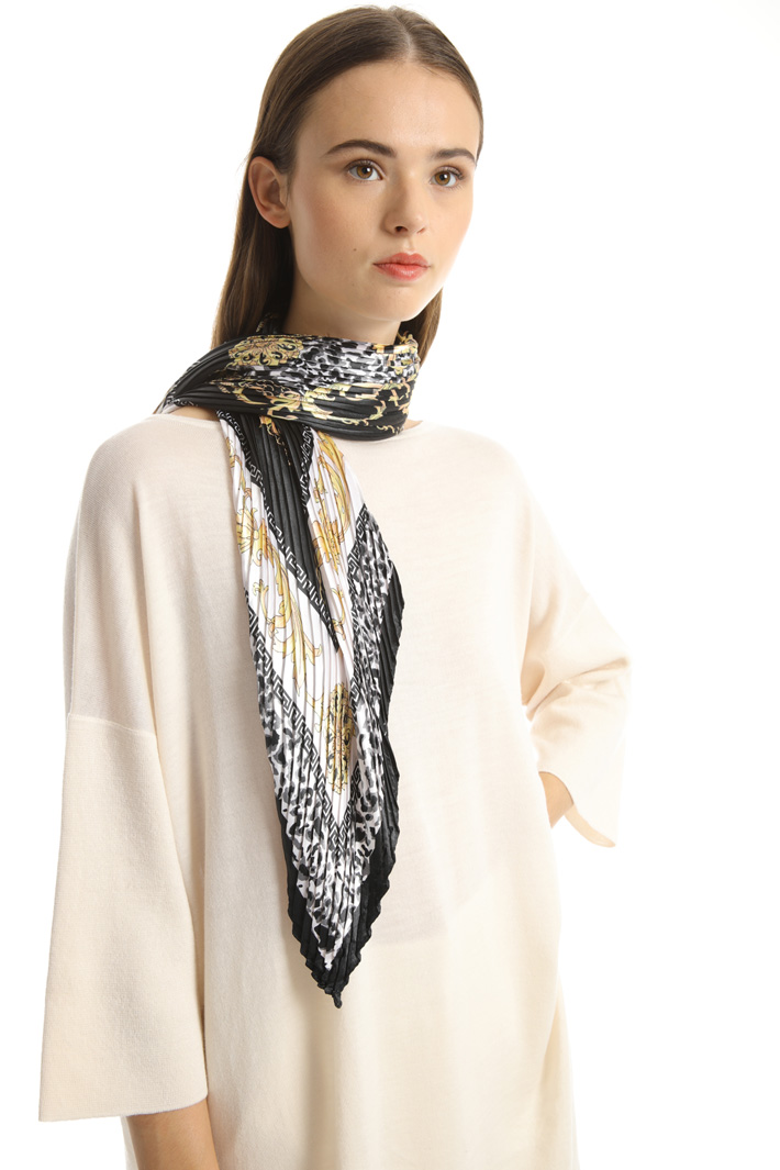 Foulard in raso plissé Fashion Market Foulard in raso plissé Fashion Market