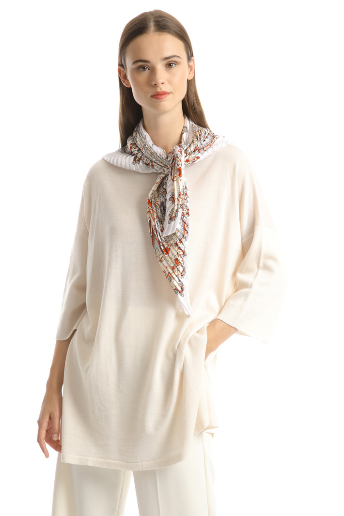 Foulard in raso stampato Fashion Market Foulard in raso stampato Fashion Market