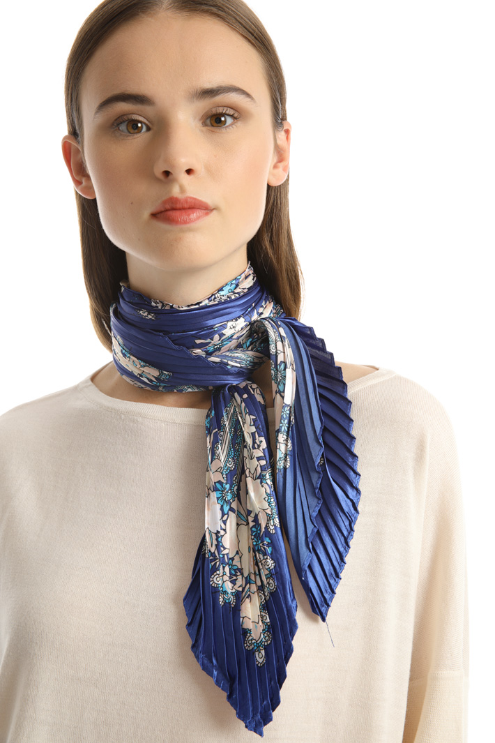 Foulard in raso stampato Fashion Market Foulard in raso stampato Fashion Market