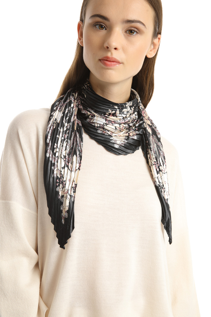 Foulard in raso stampato Fashion Market Foulard in raso stampato Fashion Market