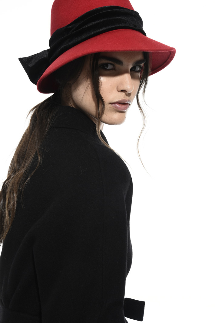 Cappello con nastro ciniglia Fashion Market Cappello con nastro ciniglia Fashion Market