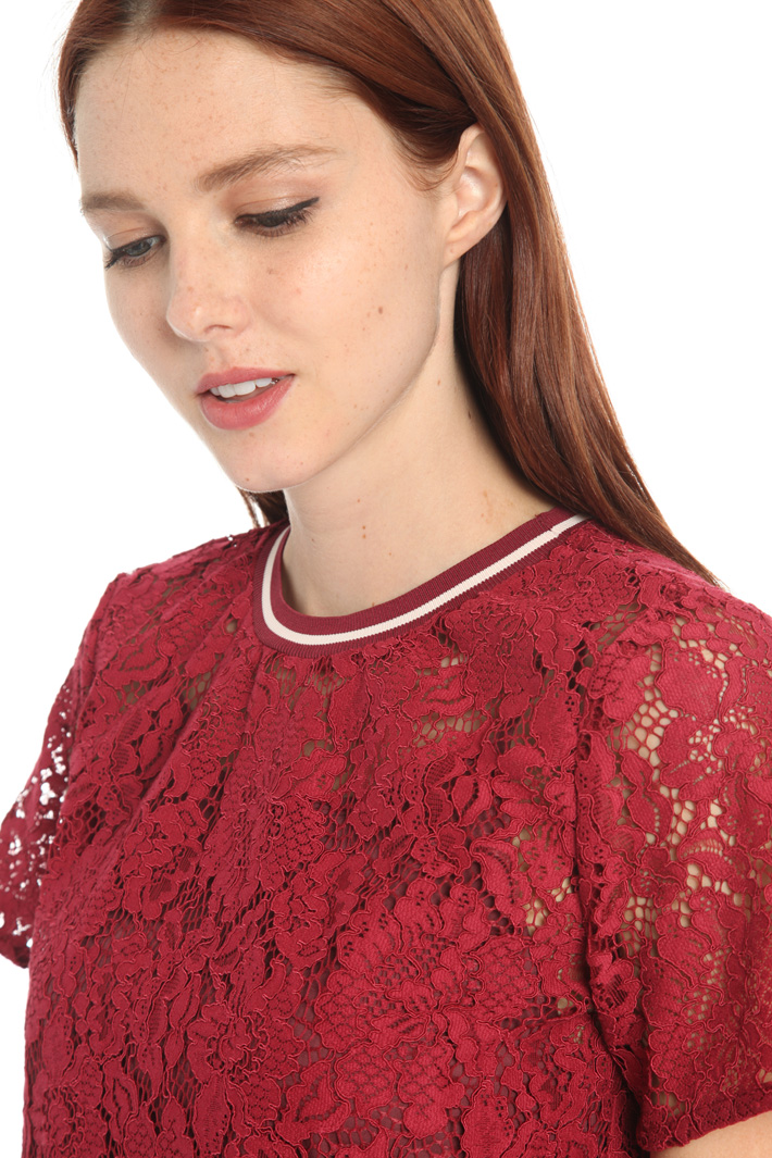 T-shirt ricamata Fashion Market T-shirt ricamata Fashion Market