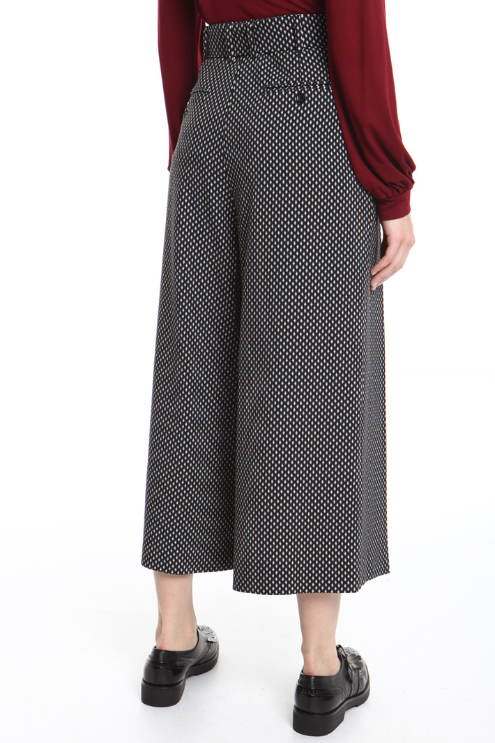 Pantalone ampio con pieghe Fashion Market Pantalone ampio con pieghe Fashion Market