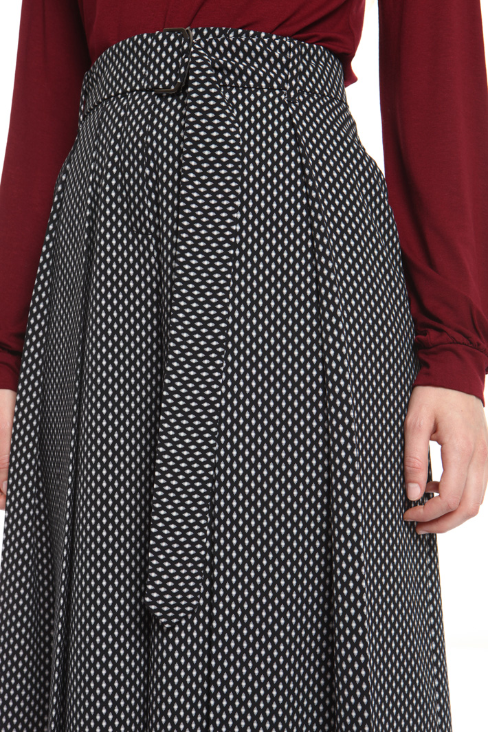 Pantalone ampio con pieghe Fashion Market Pantalone ampio con pieghe Fashion Market
