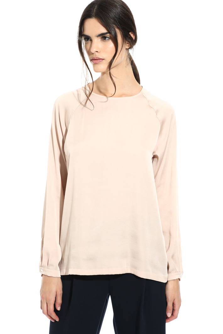 Blusa fluida in raso Fashion Market Blusa fluida in raso Fashion Market