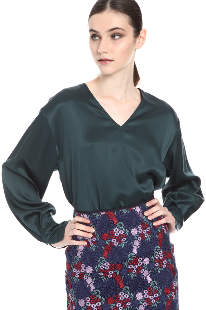 Blusa in enver satin Fashion Market Blusa in enver satin Fashion Market
