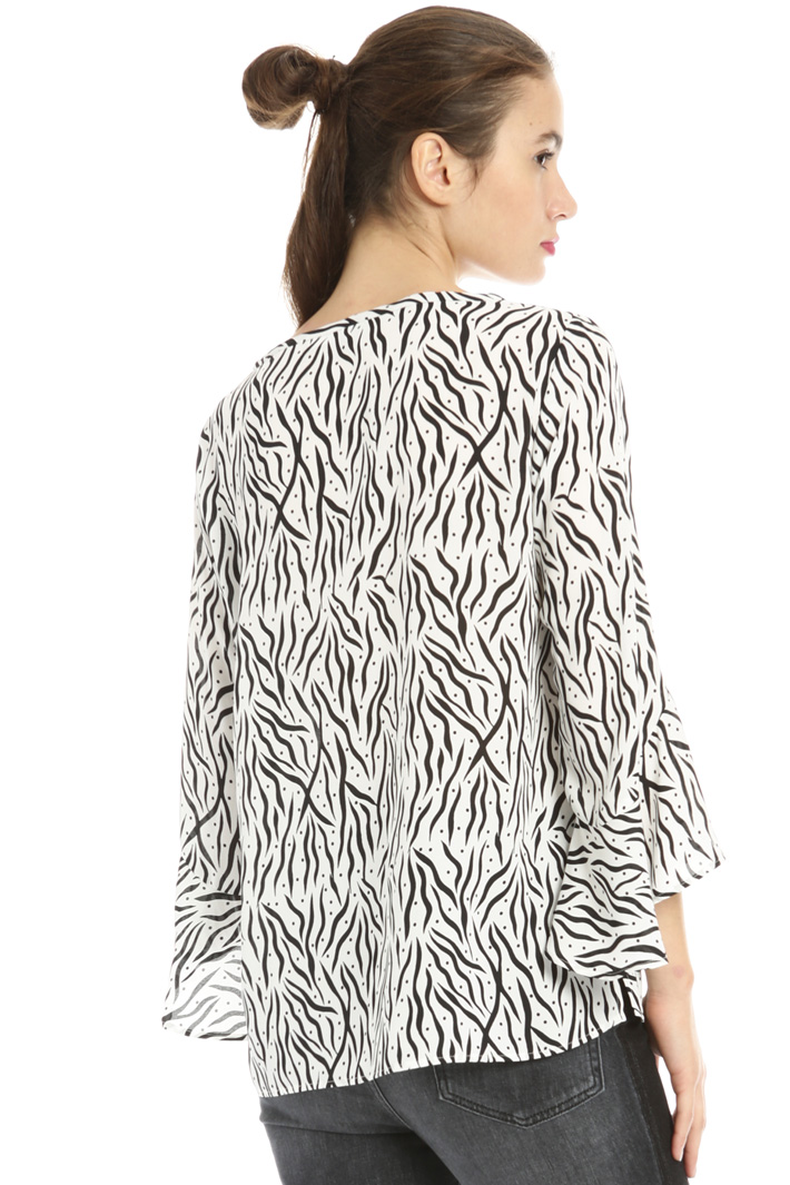 Blusa con manica a corolla Fashion Market Blusa con manica a corolla Fashion Market